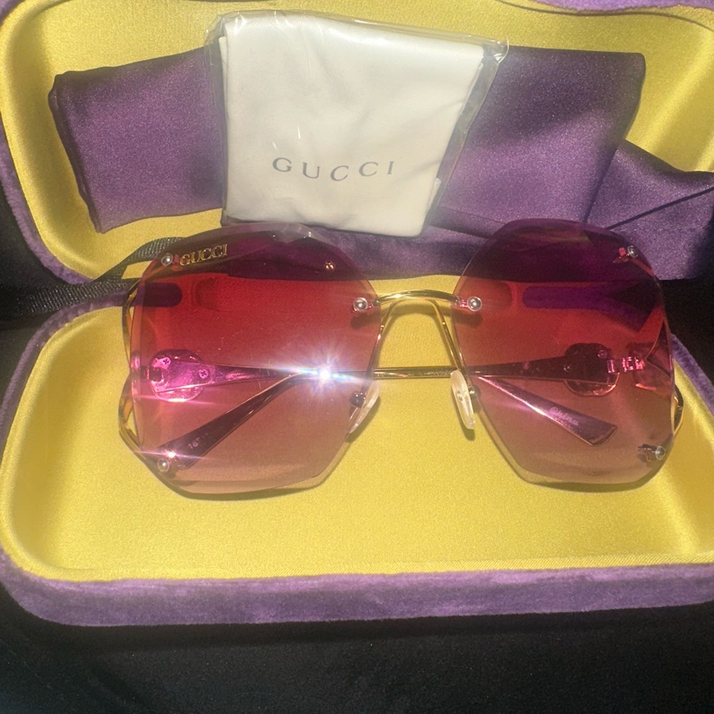 Gucci Pink Gradient Sunglasses Minimalist Design